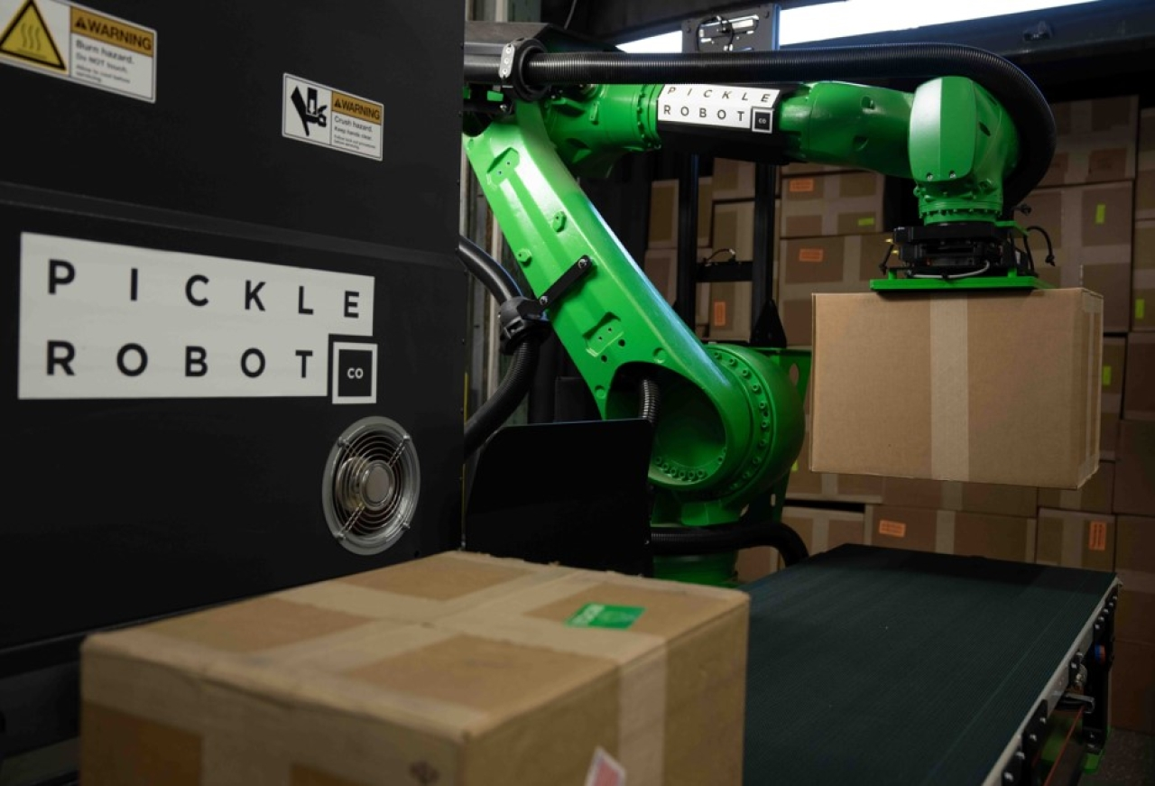 Celonis and LeafLabs launch robot intelligence manager