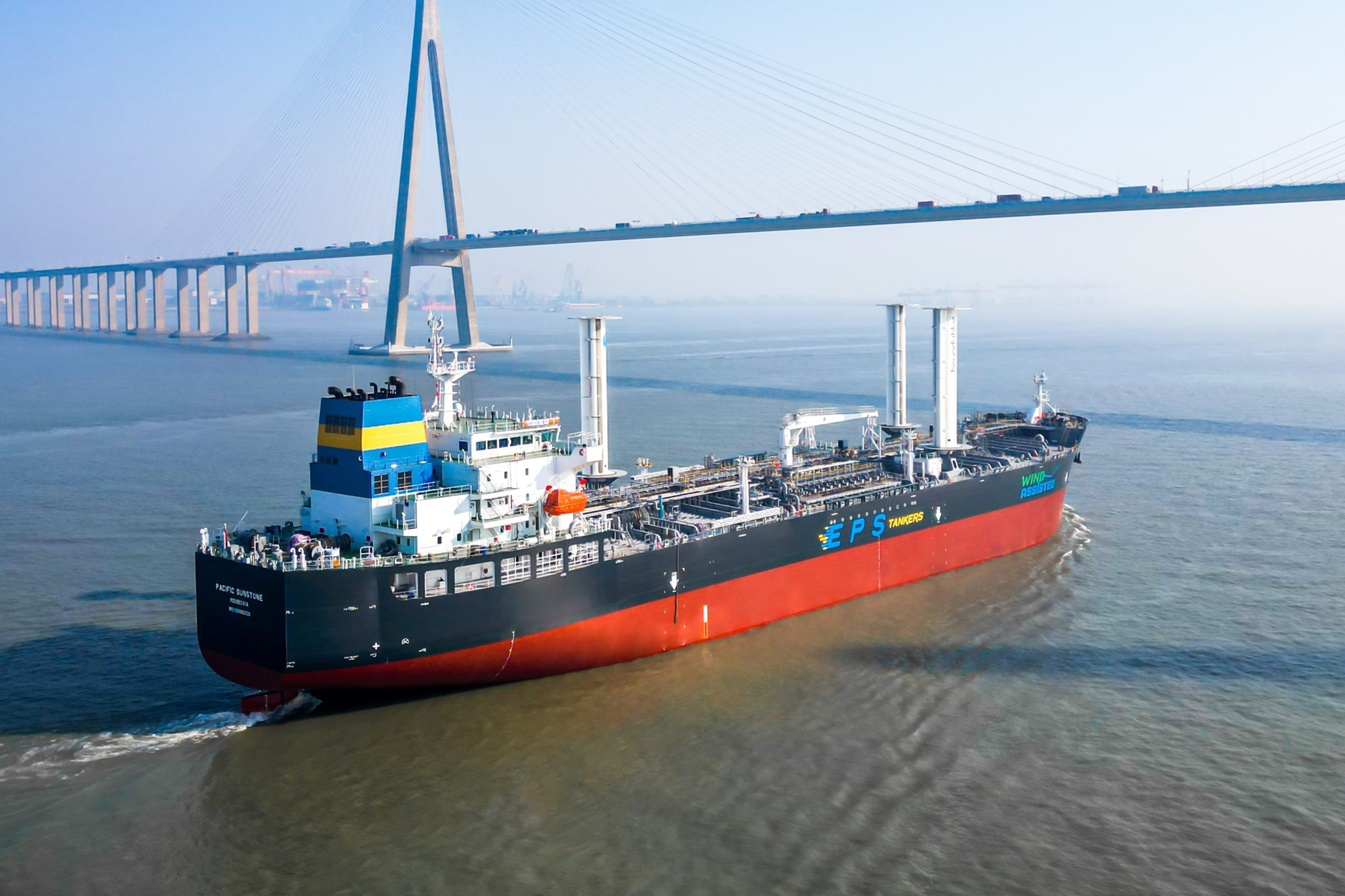 Eastern Pacific Shipping installs bound4blue eSAILs on newbuild MR tanker
