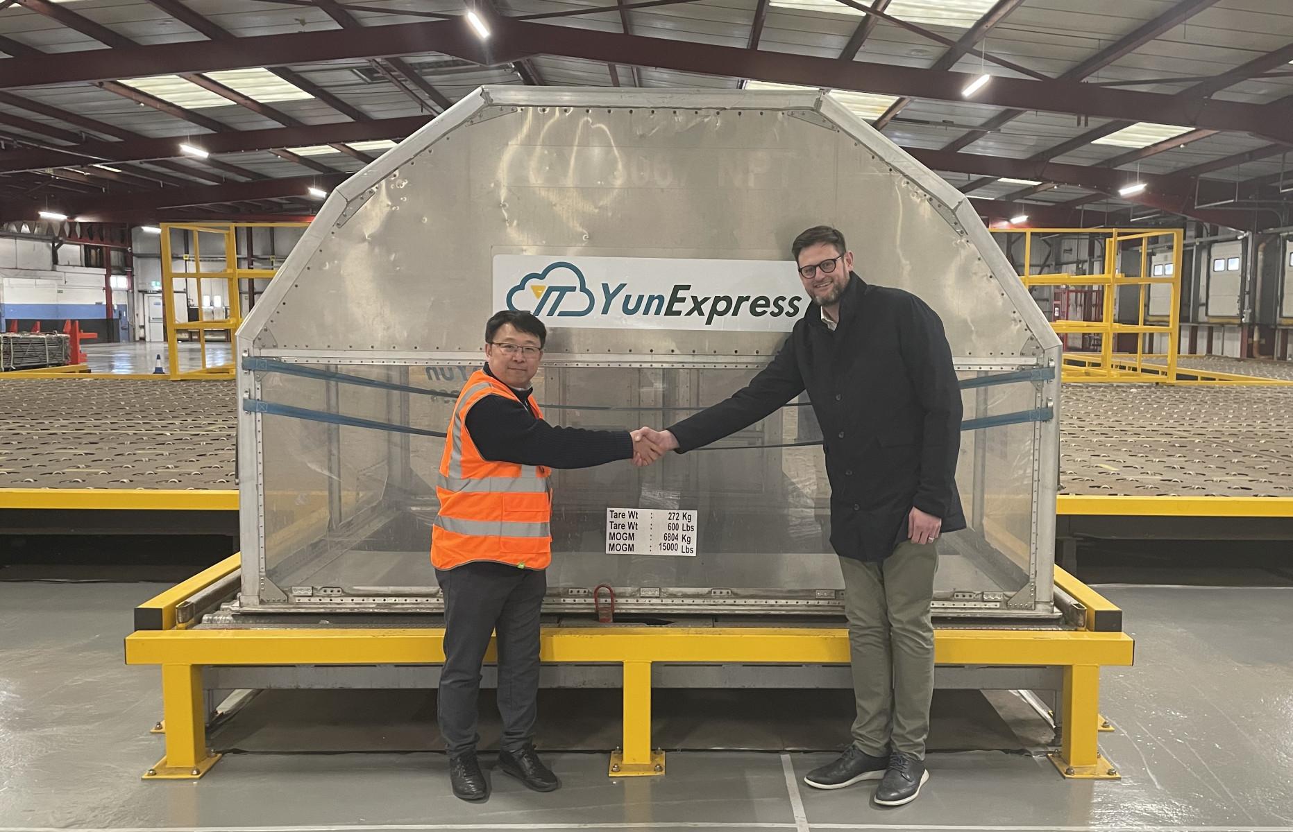 YunExpress opens East Midlands cargo base