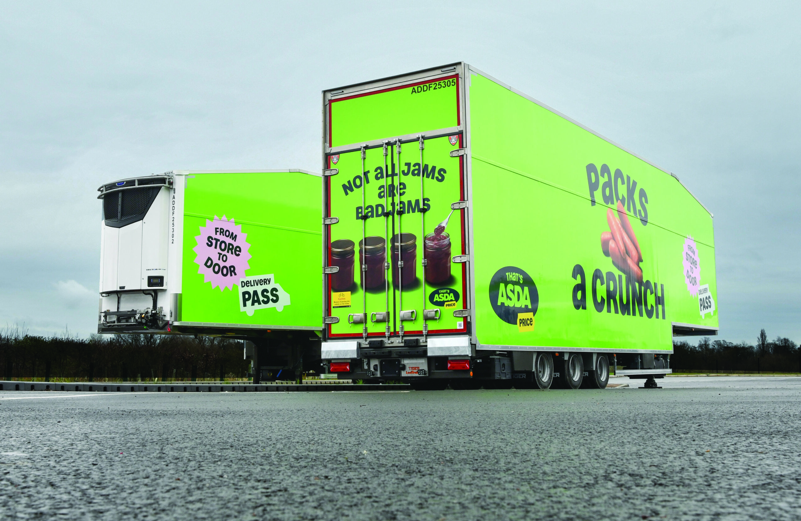 Asda adds dual-temperature moving deck trailers