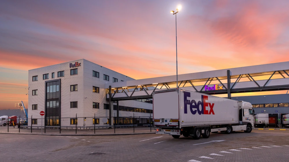 FedEx expands Duiven road freight hub FedEx expands Duiven road freight hub