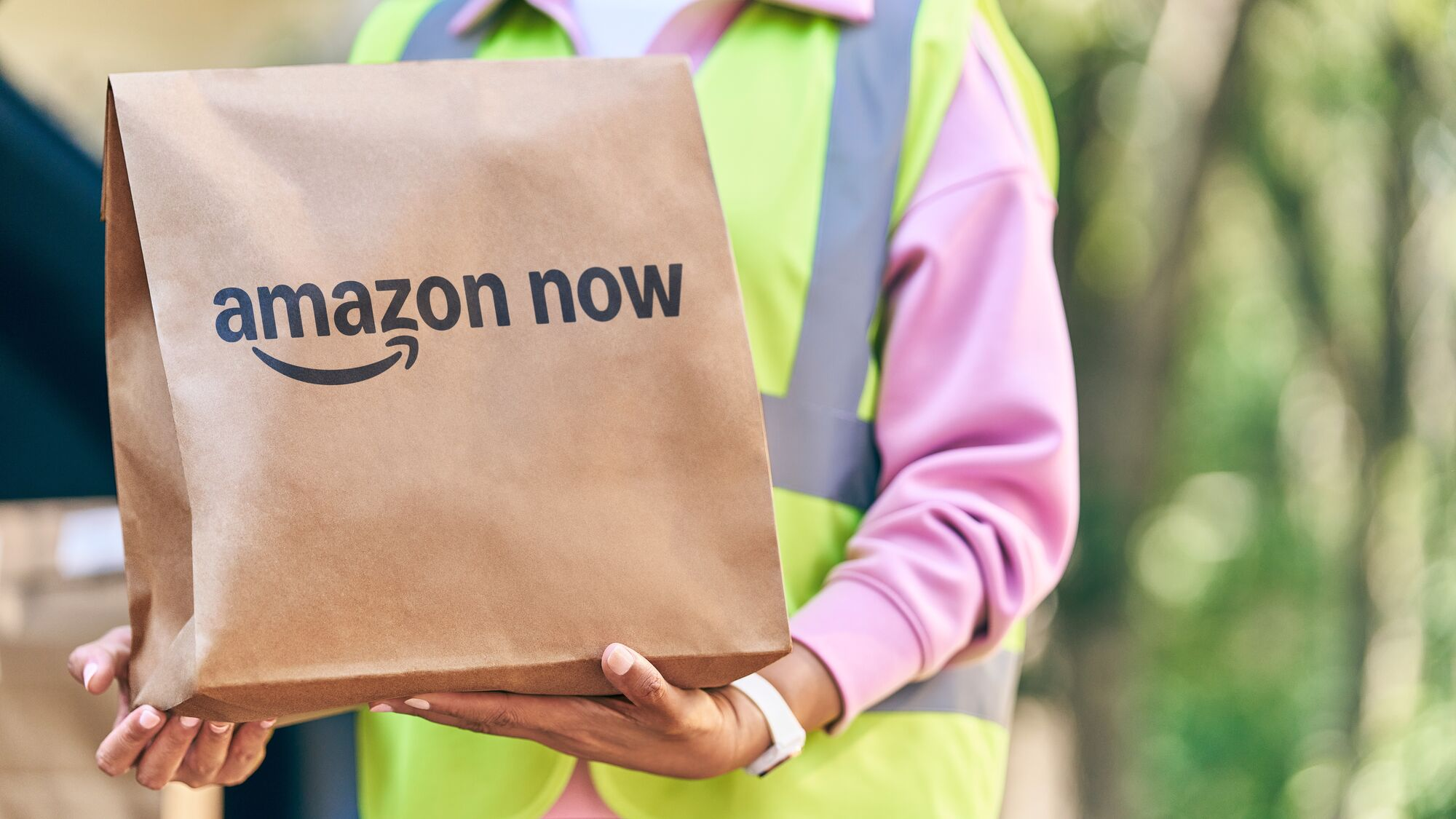Amazon expands UK grocery fulfilment model Amazon expands UK grocery fulfilment model