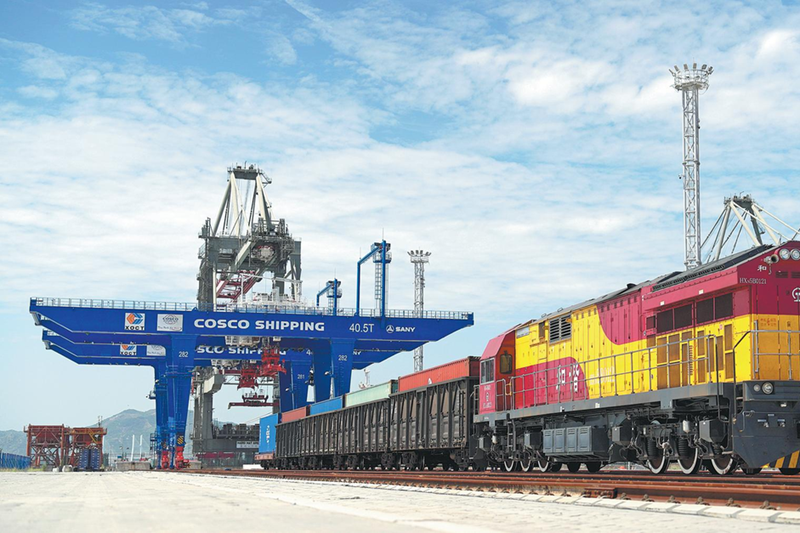Xiamen pushes port automation onto the railway