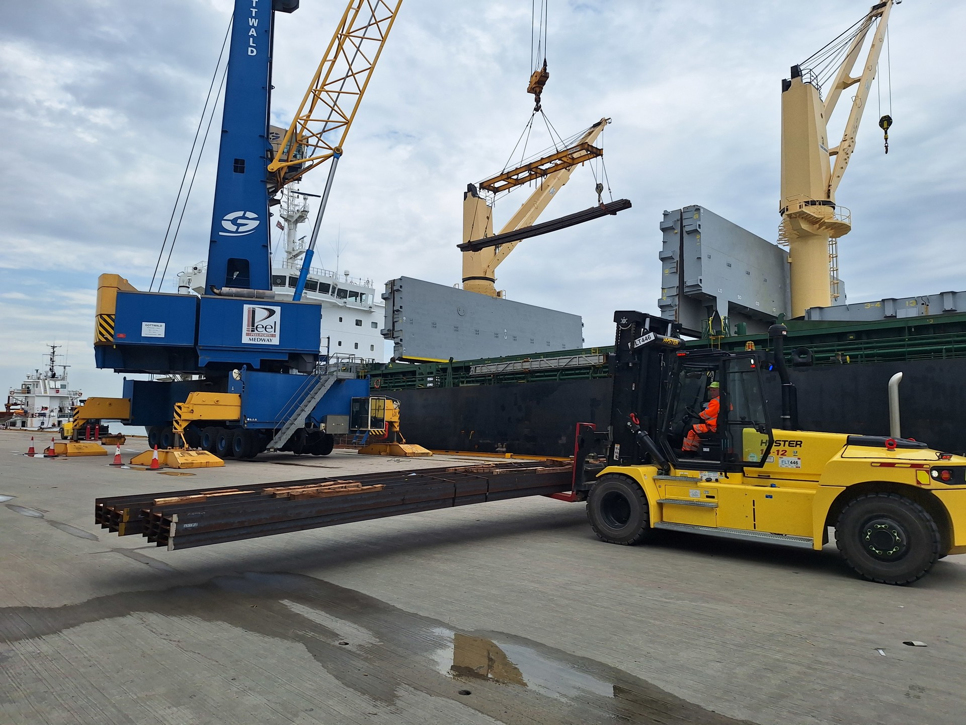 ParkerSteel establishes Sheerness steel import route ParkerSteel establishes Sheerness steel import route