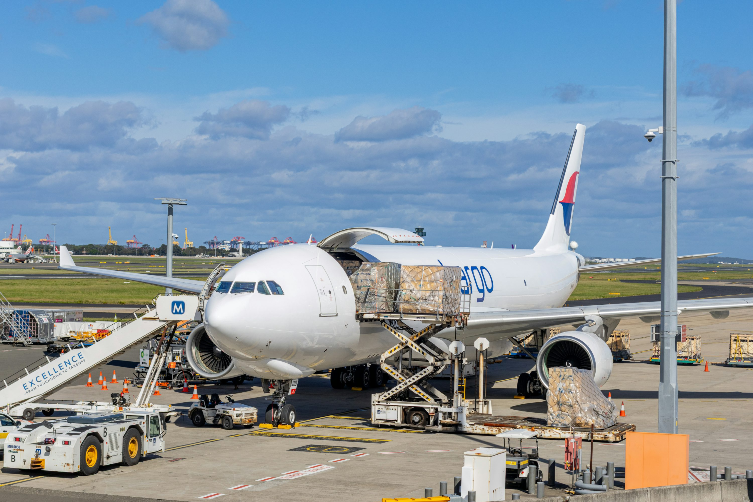 Lufthansa reviews grounded A321 freighter model Lufthansa reviews grounded A321 freighter model