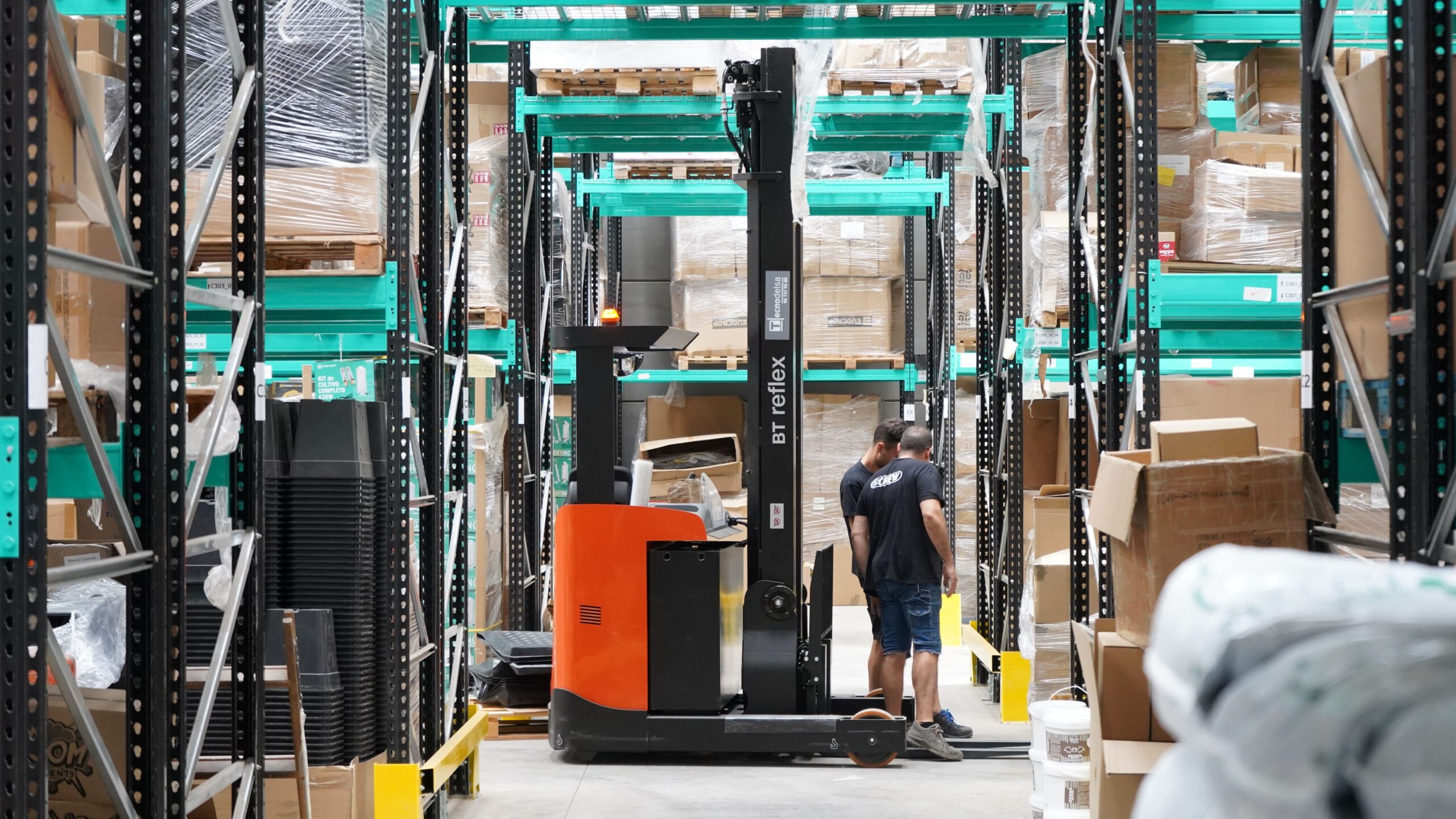 Swisslog automates Feldschlösschen logistics centre in Rheinfelden