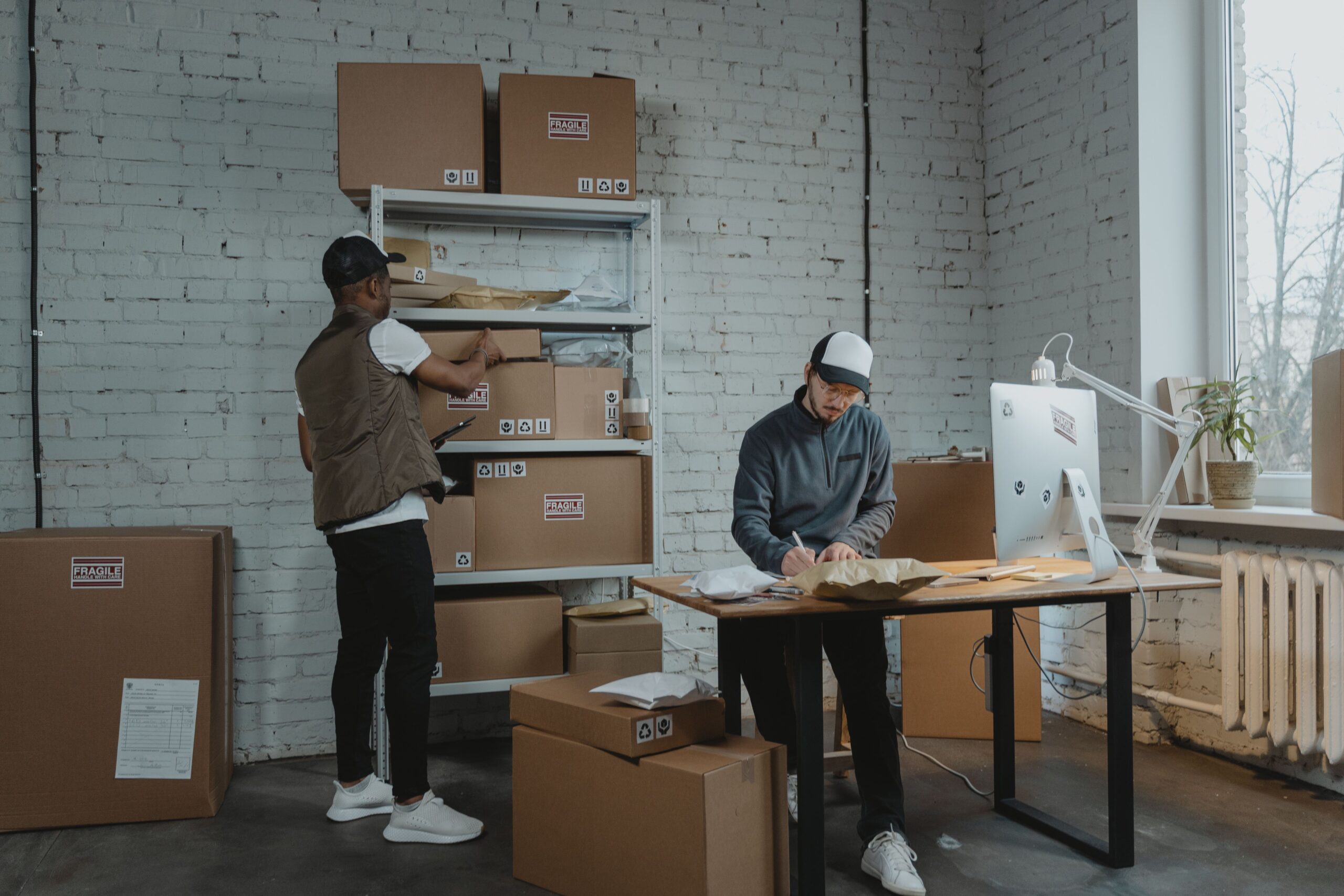 Amazon extends Prime delivery to merchant websites Amazon extends Prime delivery to merchant websites