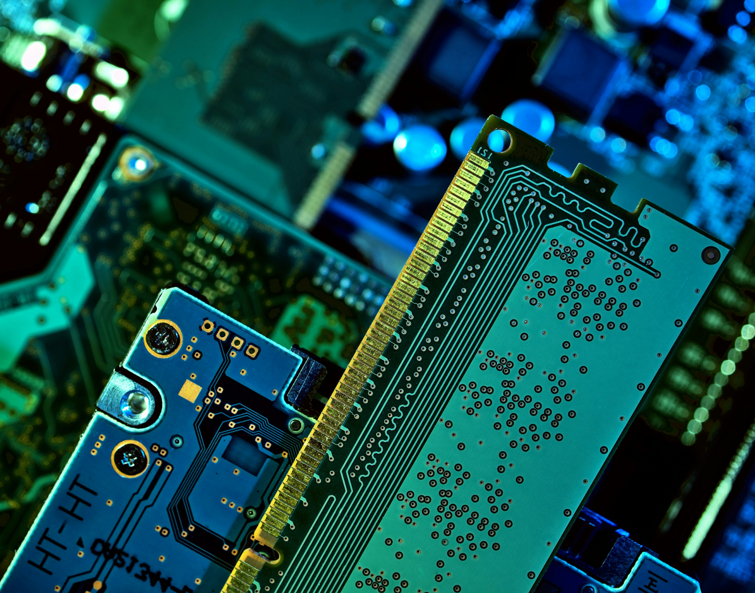 Accuris rebuilds electronic component supply intelligence Accuris rebuilds electronic component supply intelligence