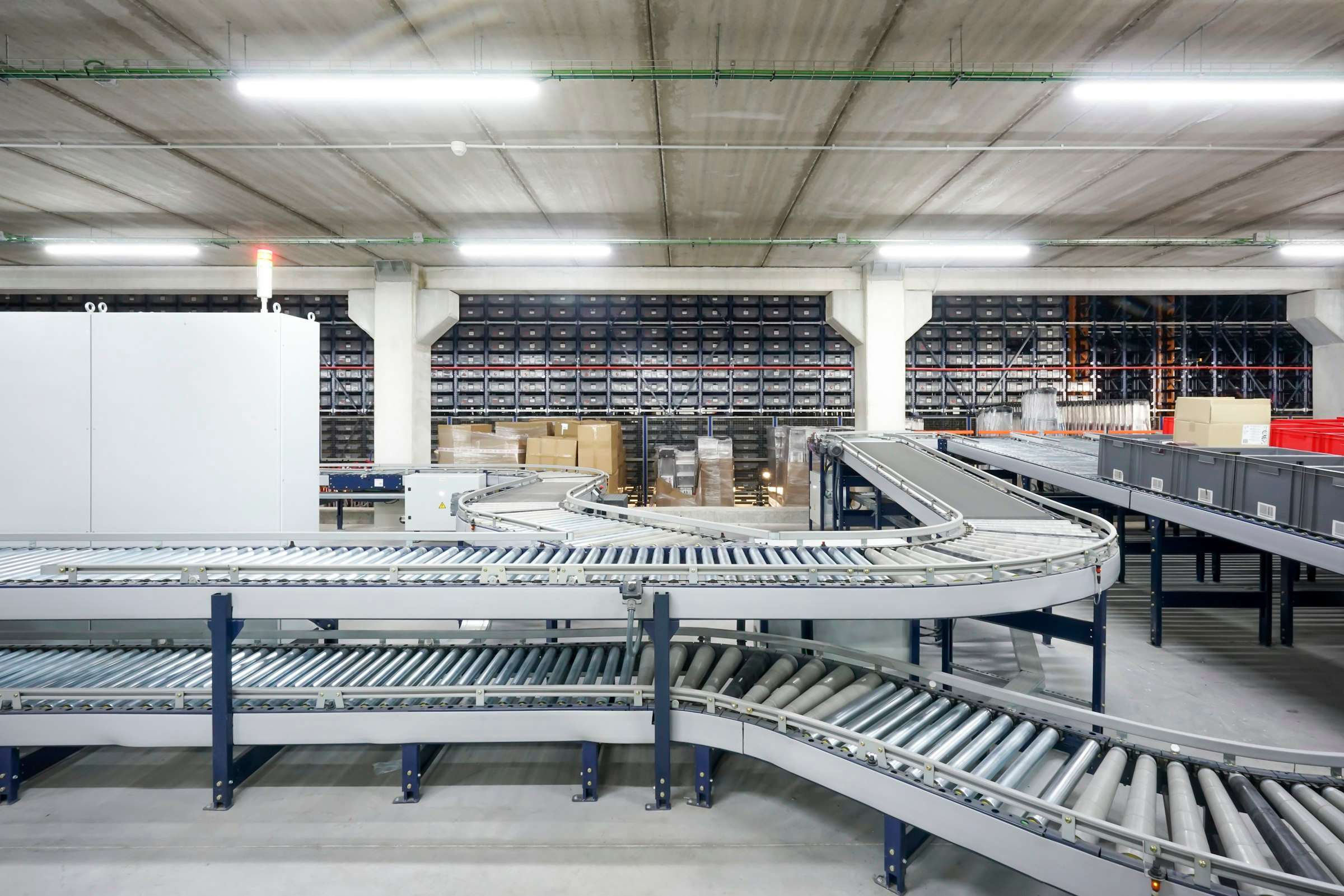 Fives completes new Viaposte automation project Fives completes new Viaposte automation project