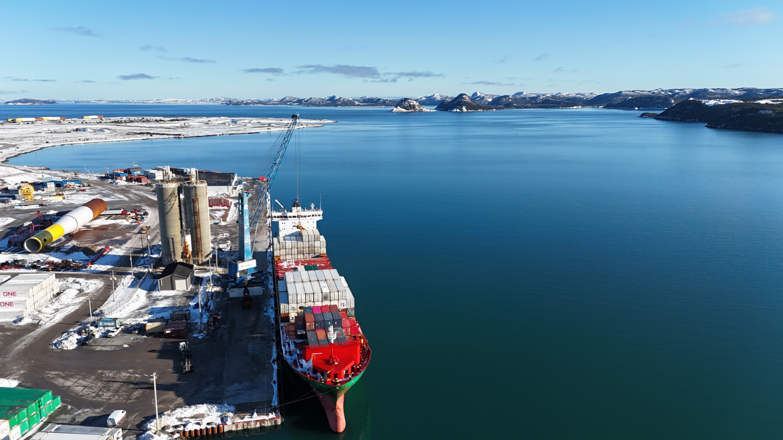 Mammoet and Argentia partners plan floating dry dock Mammoet and Argentia partners plan floating dry dock